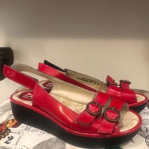 London Fly Sandals, size 38